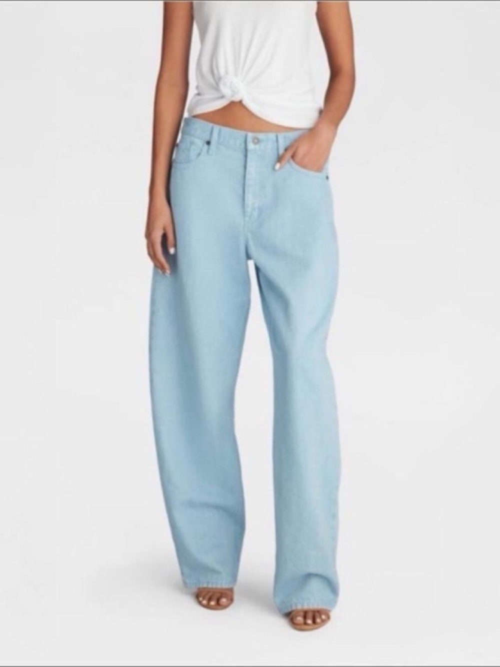 KBB by KAHLANA Women's Mid-Rise Barrel Leg 'The Kahlana Jean' - Light Blue Denim